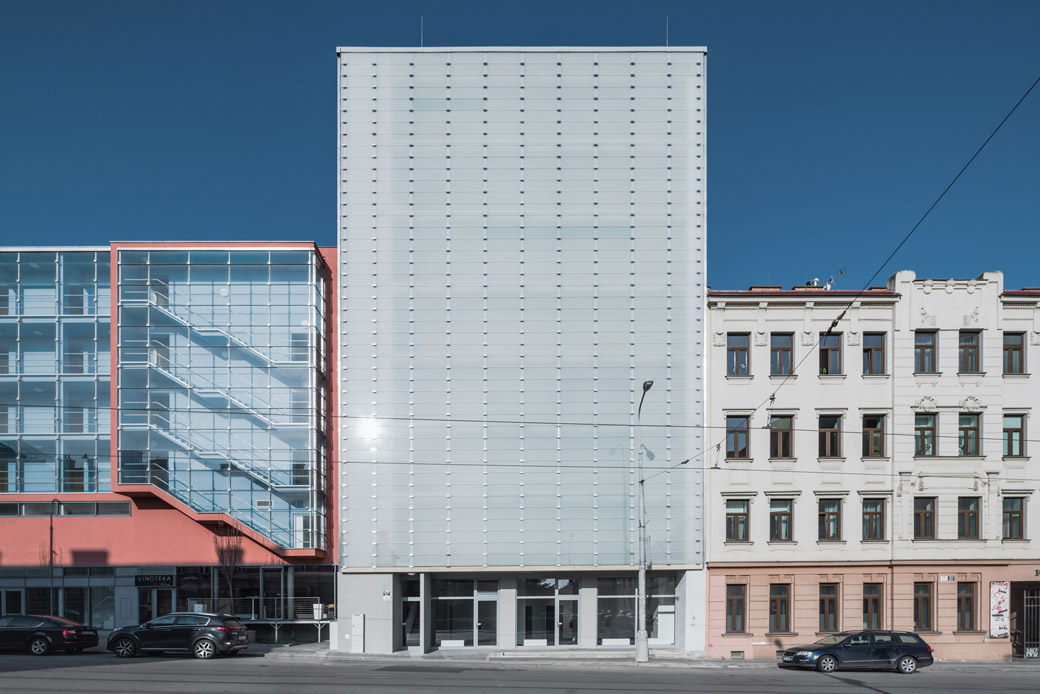 Apartment Building Vídeňská